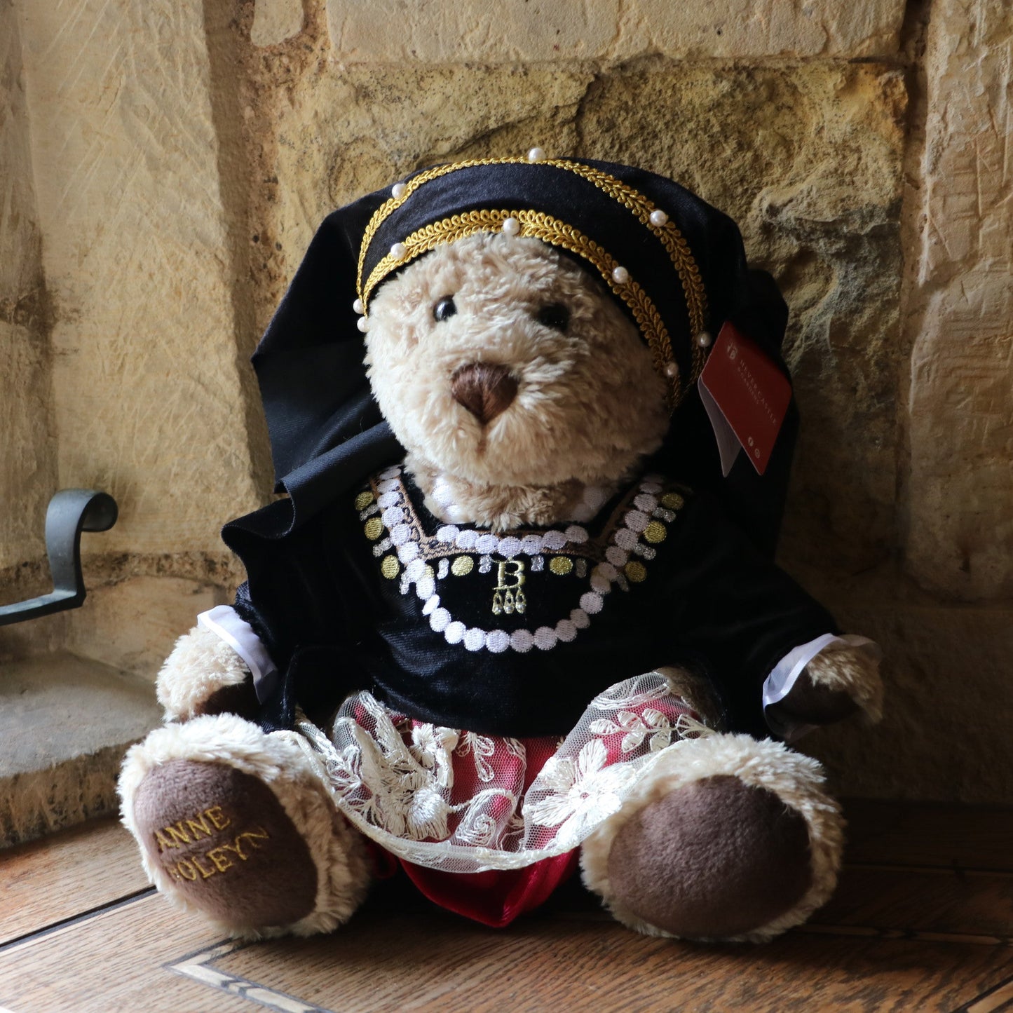 Anne Boleyn Bear