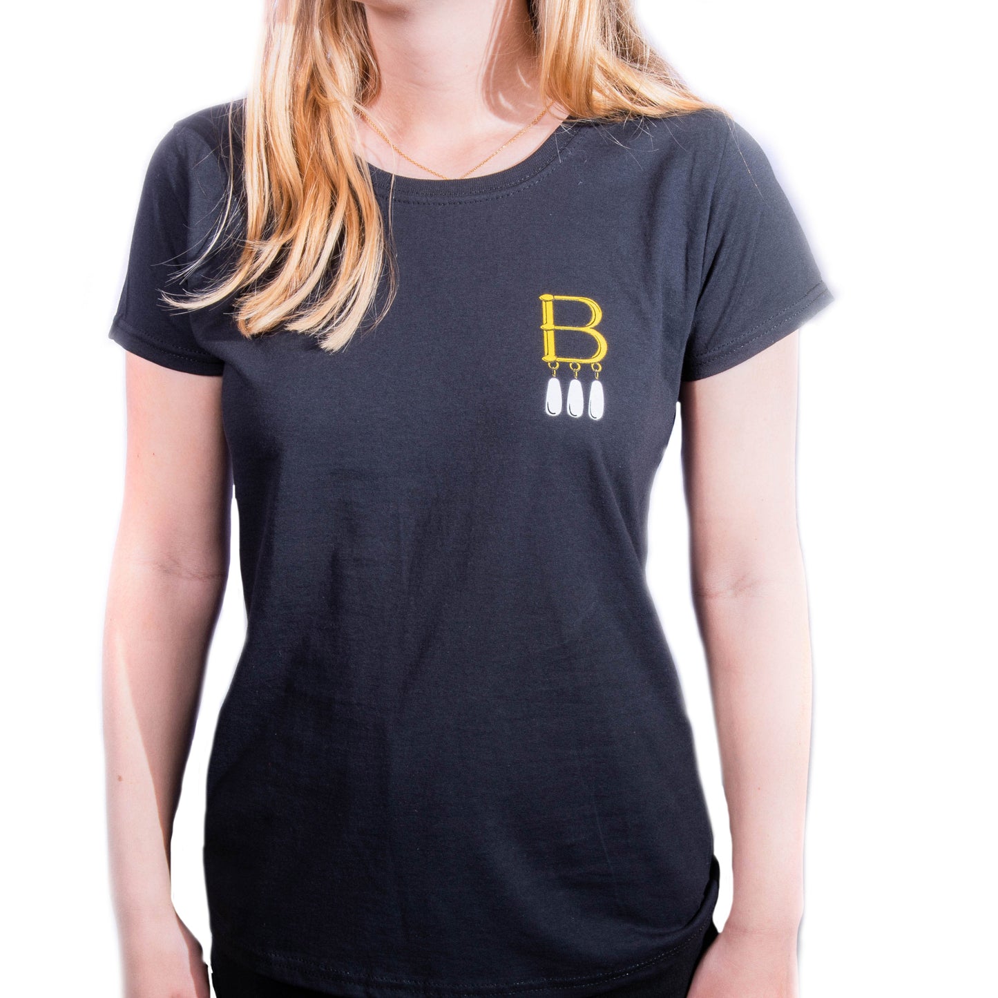 B Necklace T Shirt Black