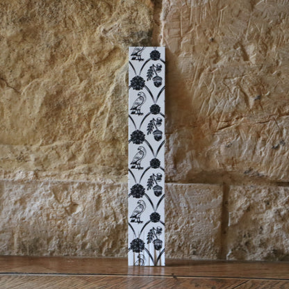 Capturing A Queen Bookmark