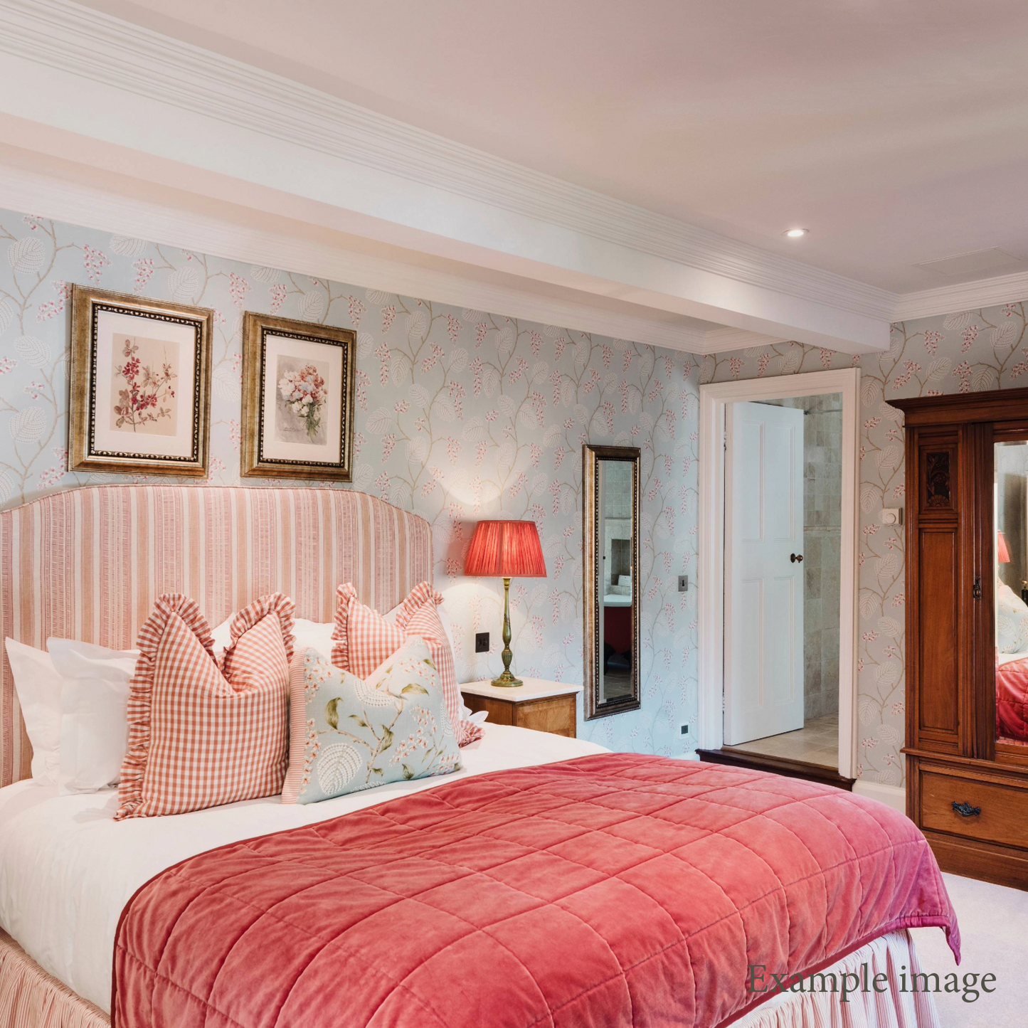 Deluxe Bedroom Sunday - Thursday